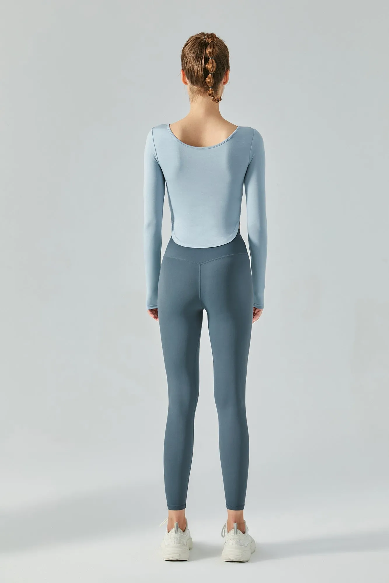 Chic Crew Neck Long Sleeve Curved Hem Tops