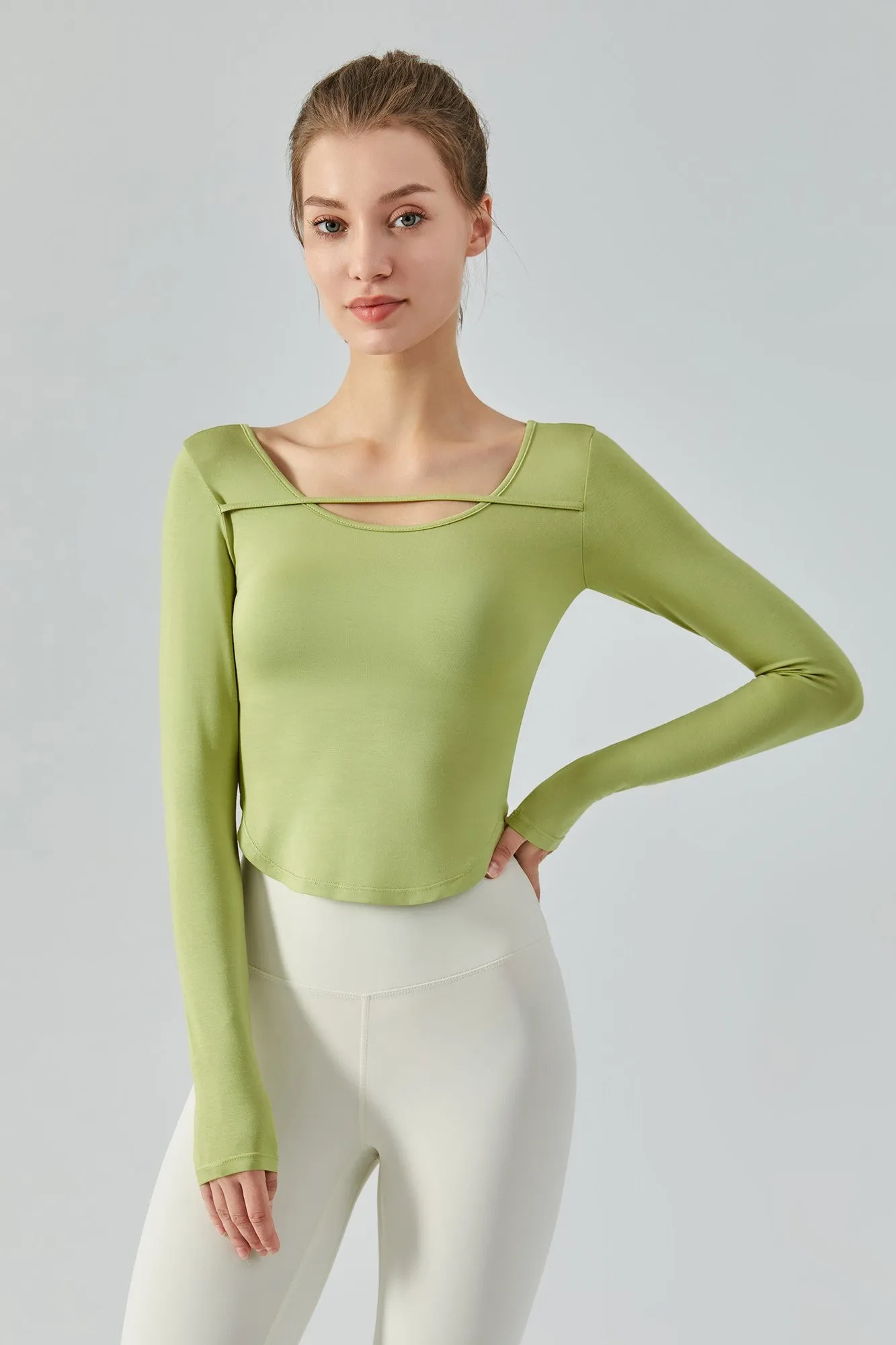 Chic Crew Neck Long Sleeve Curved Hem Tops