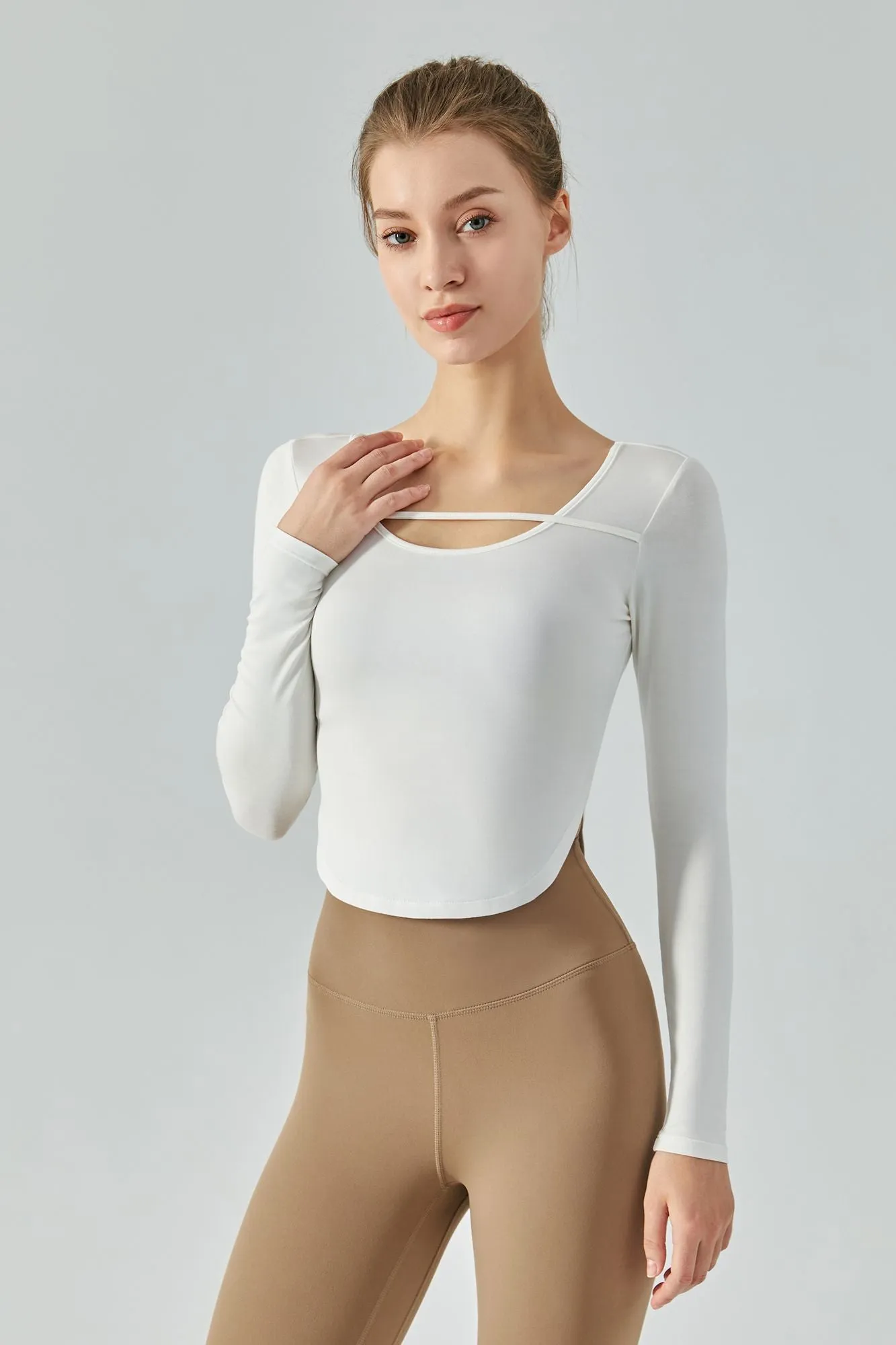 Chic Crew Neck Long Sleeve Curved Hem Tops