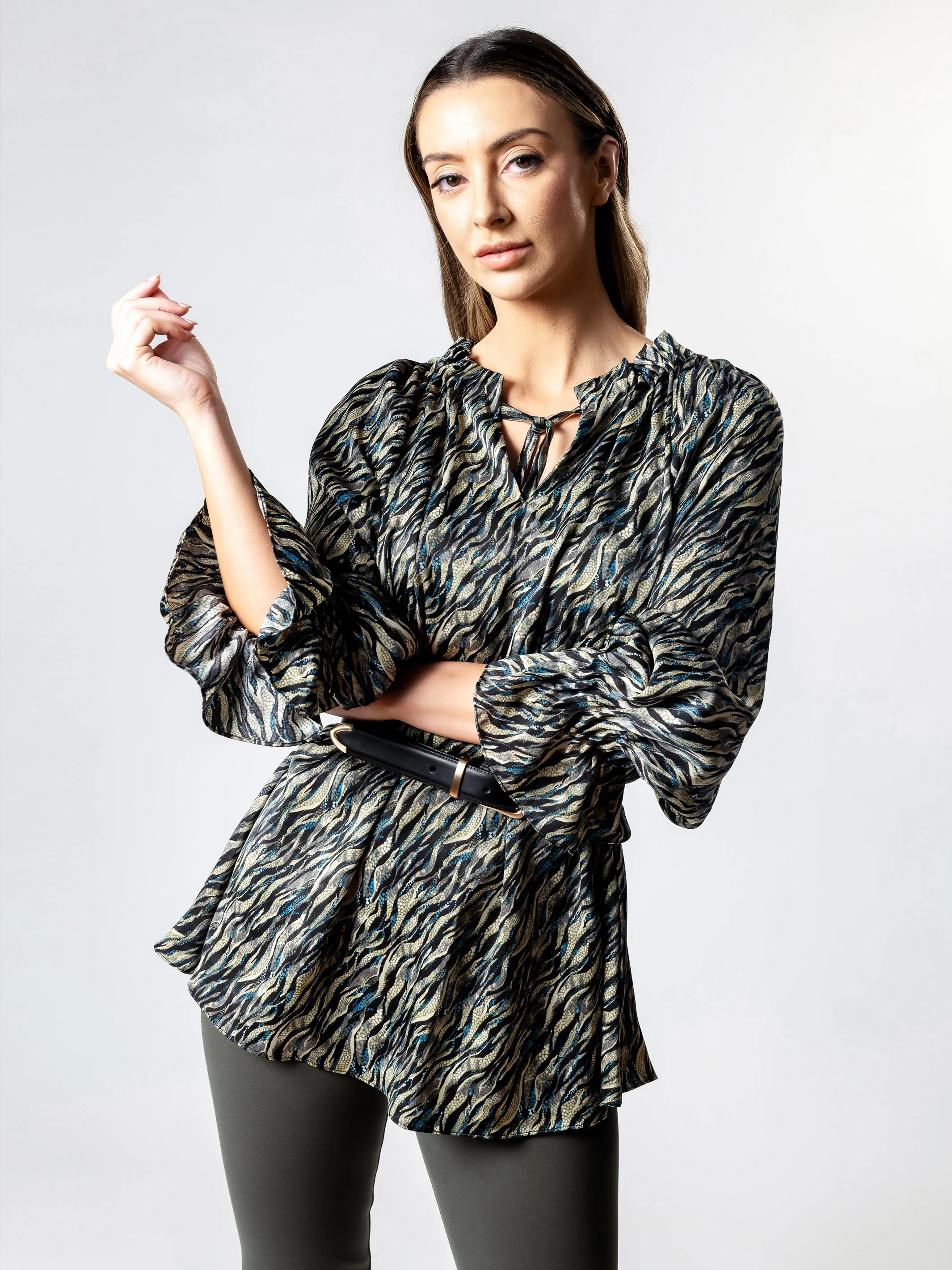 DAINTREE Pleat Detail Blouson Top