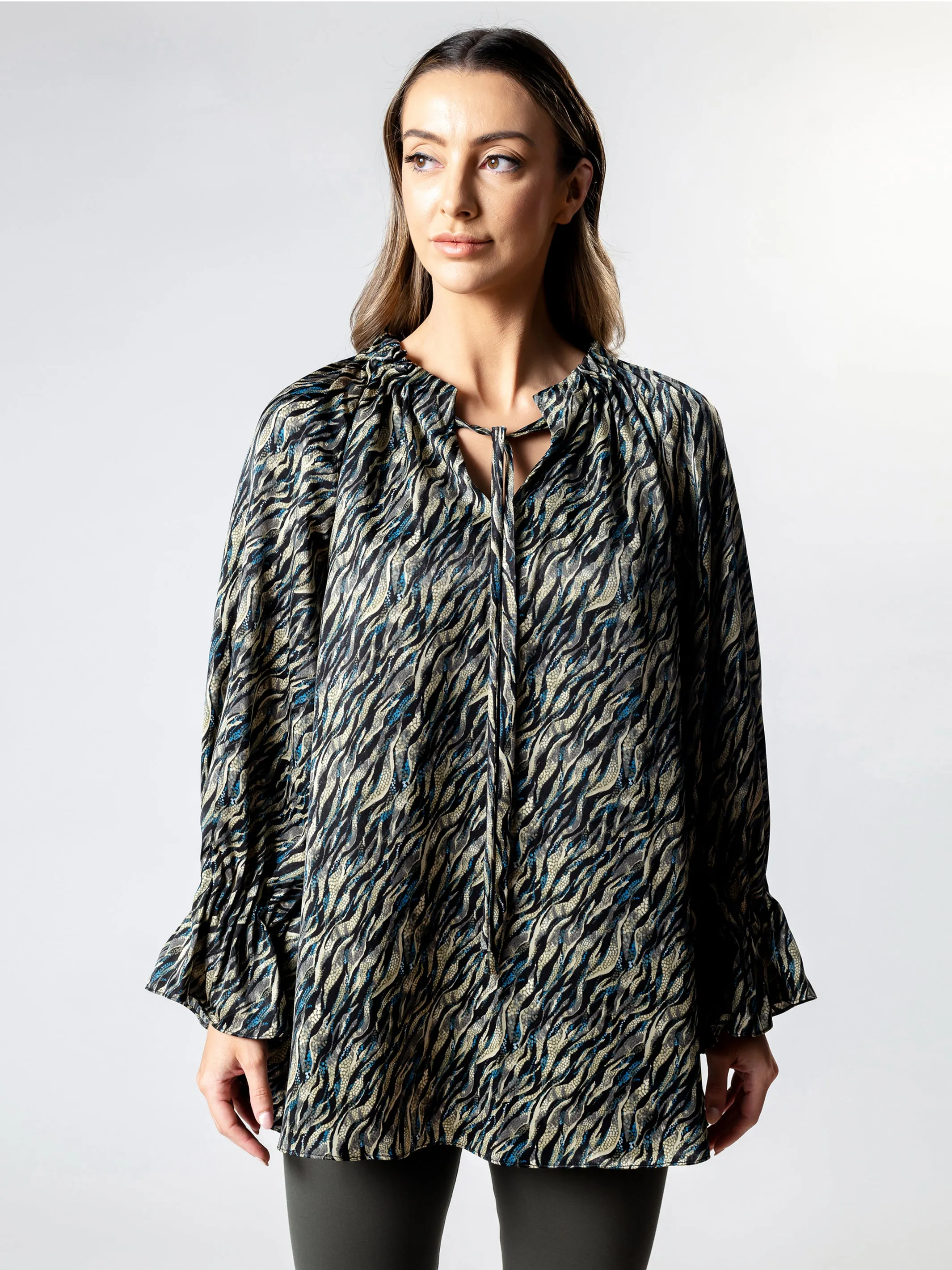 DAINTREE Pleat Detail Blouson Top