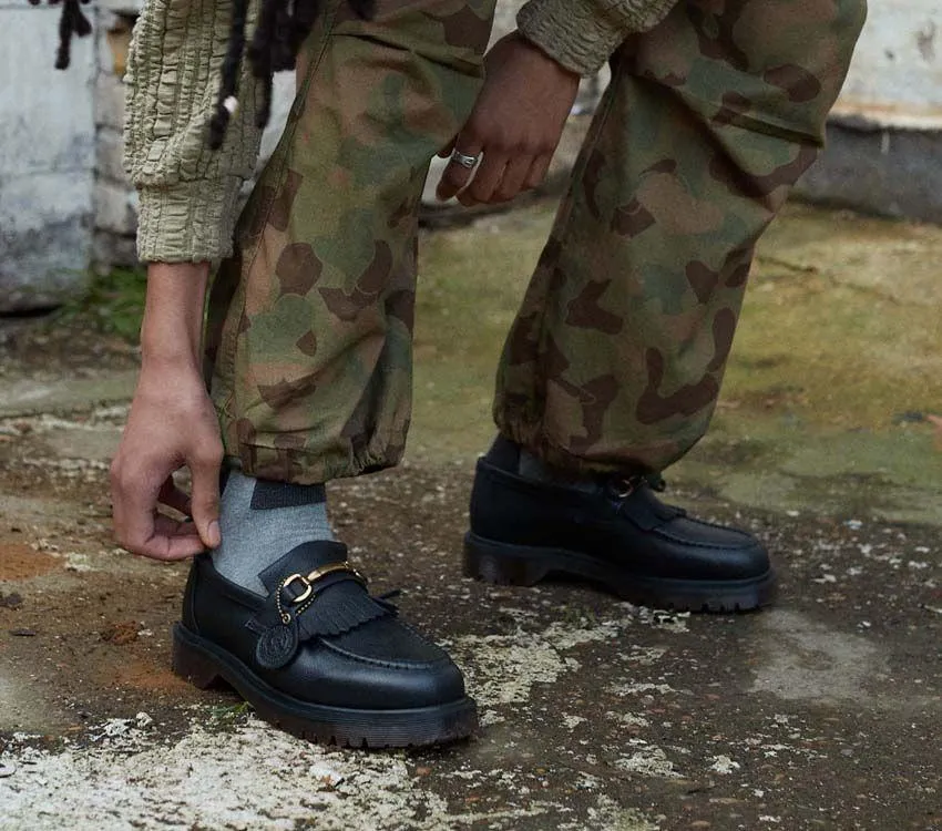 Dr Martens Adrian Snaffle Black Westminster