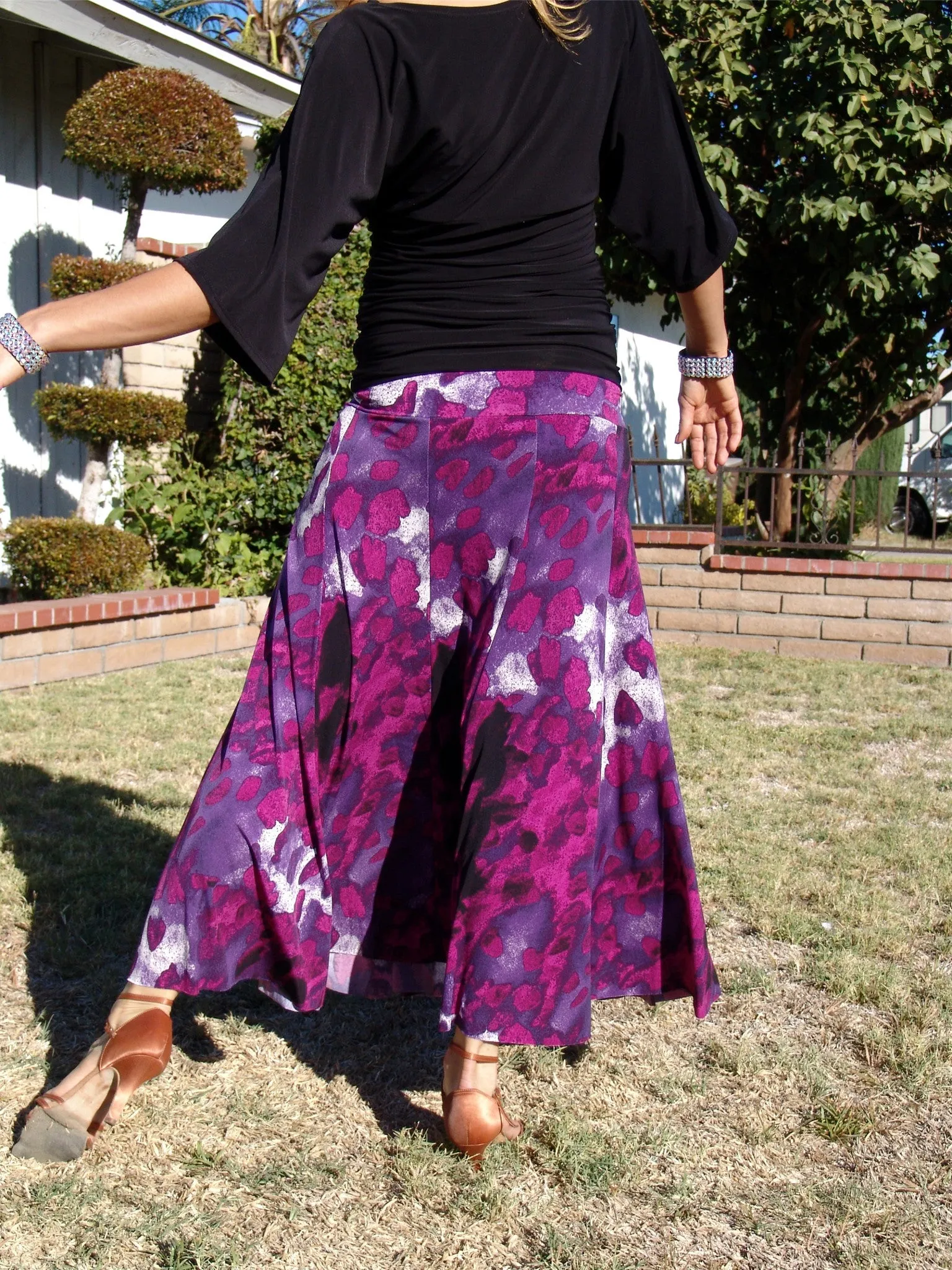 NUG 1010 - P622 Purple and Fuchsia Print Pattern American Smooth Skirt