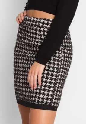 Premium Wool Houndstooth Pencil Skirt