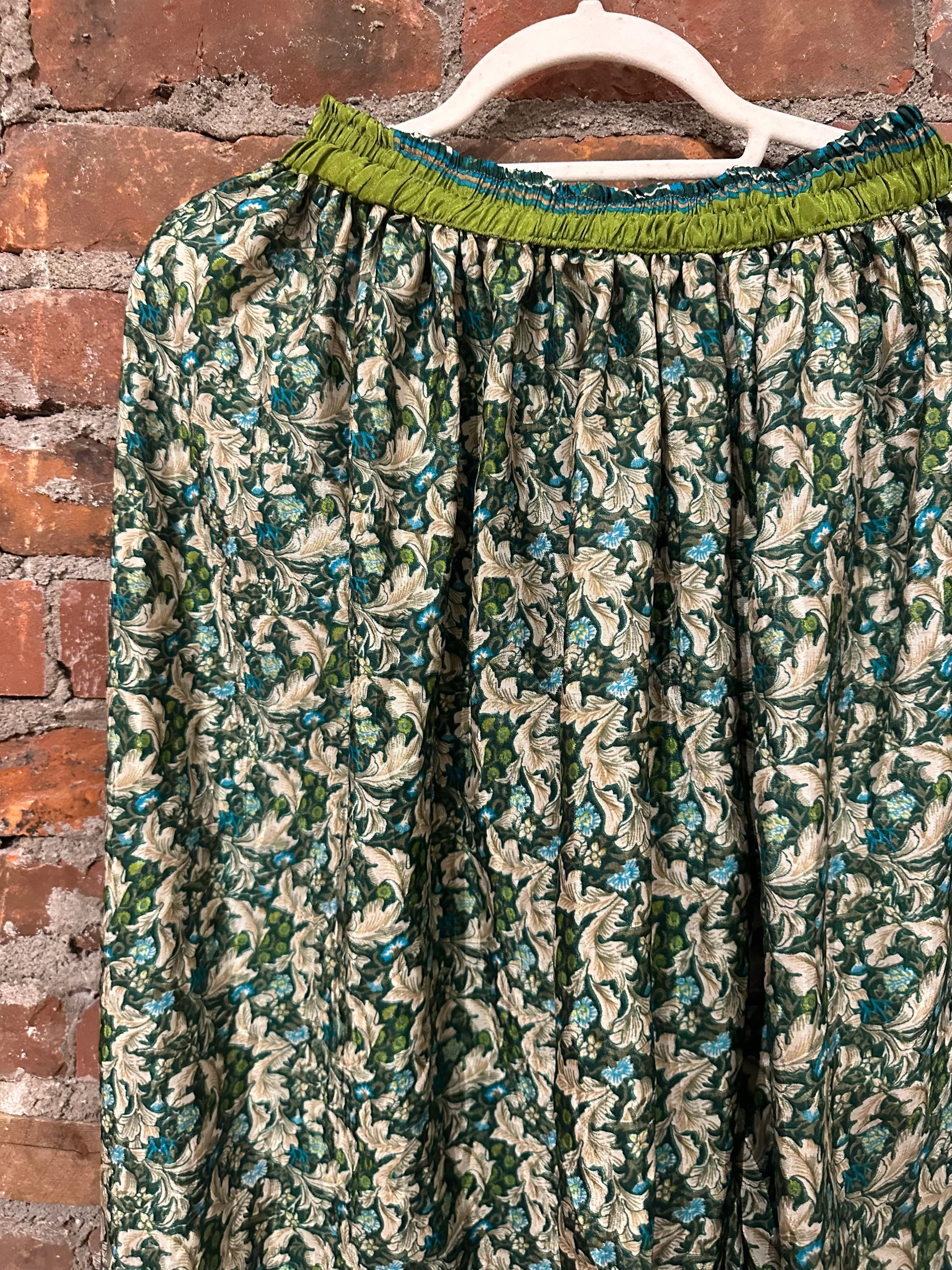 Pure vintage silk shirt- emerald/cream