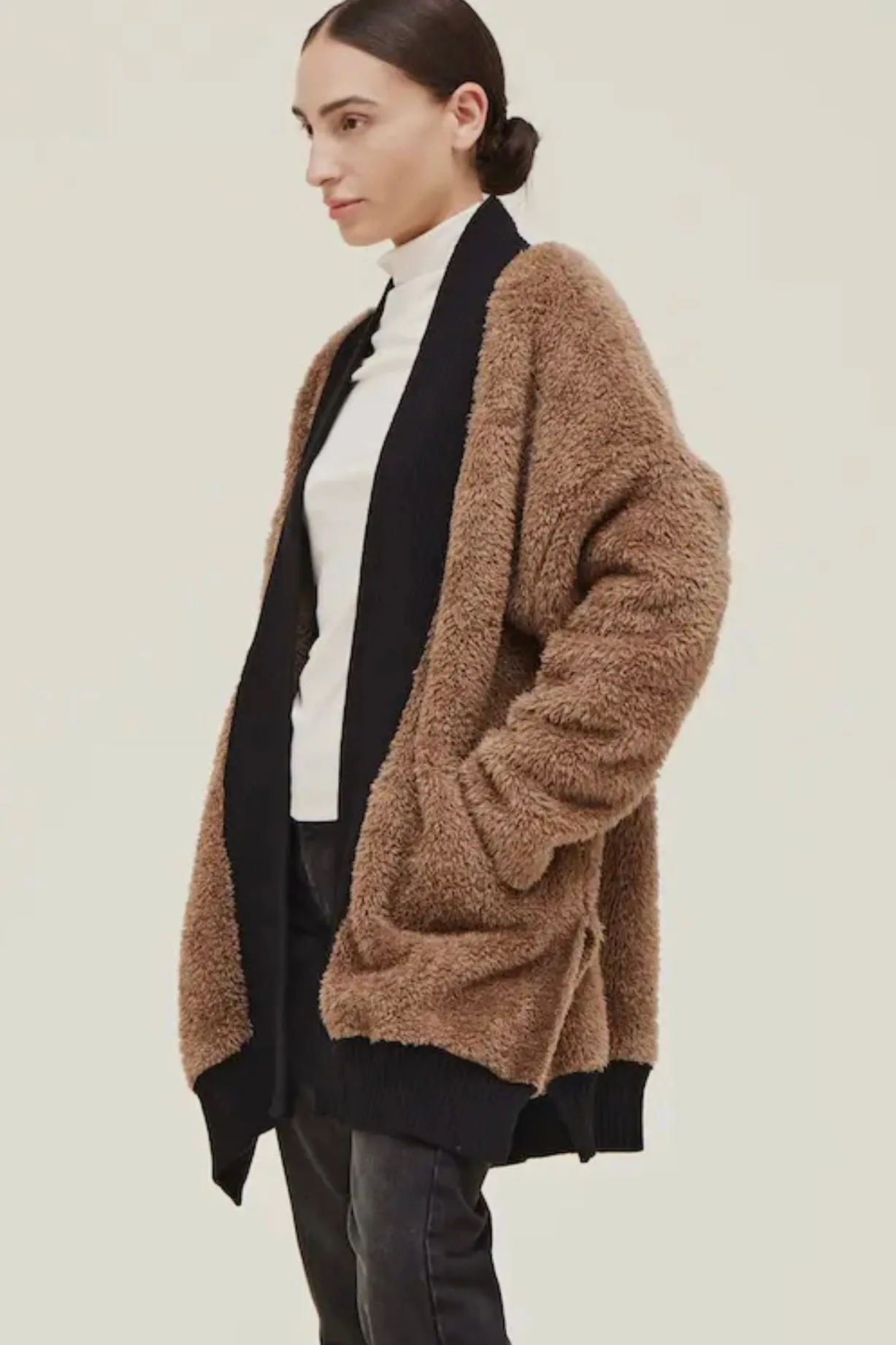 Sherpa Cardi W/Contrast Rib Border