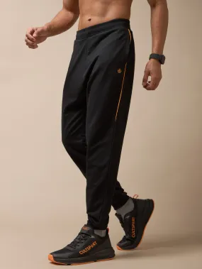 Training Essentials Joggers